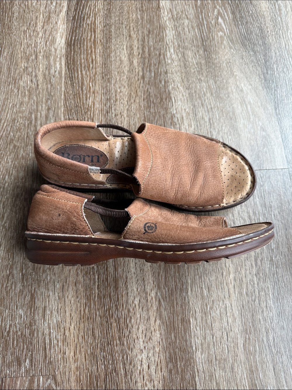 Born Vintage Cove Sandals